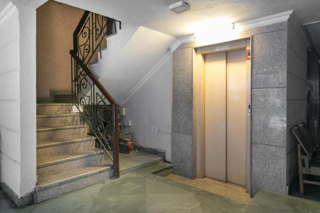 Tree Of Life Bed & Breakfast Neu-Delhi Exterior foto